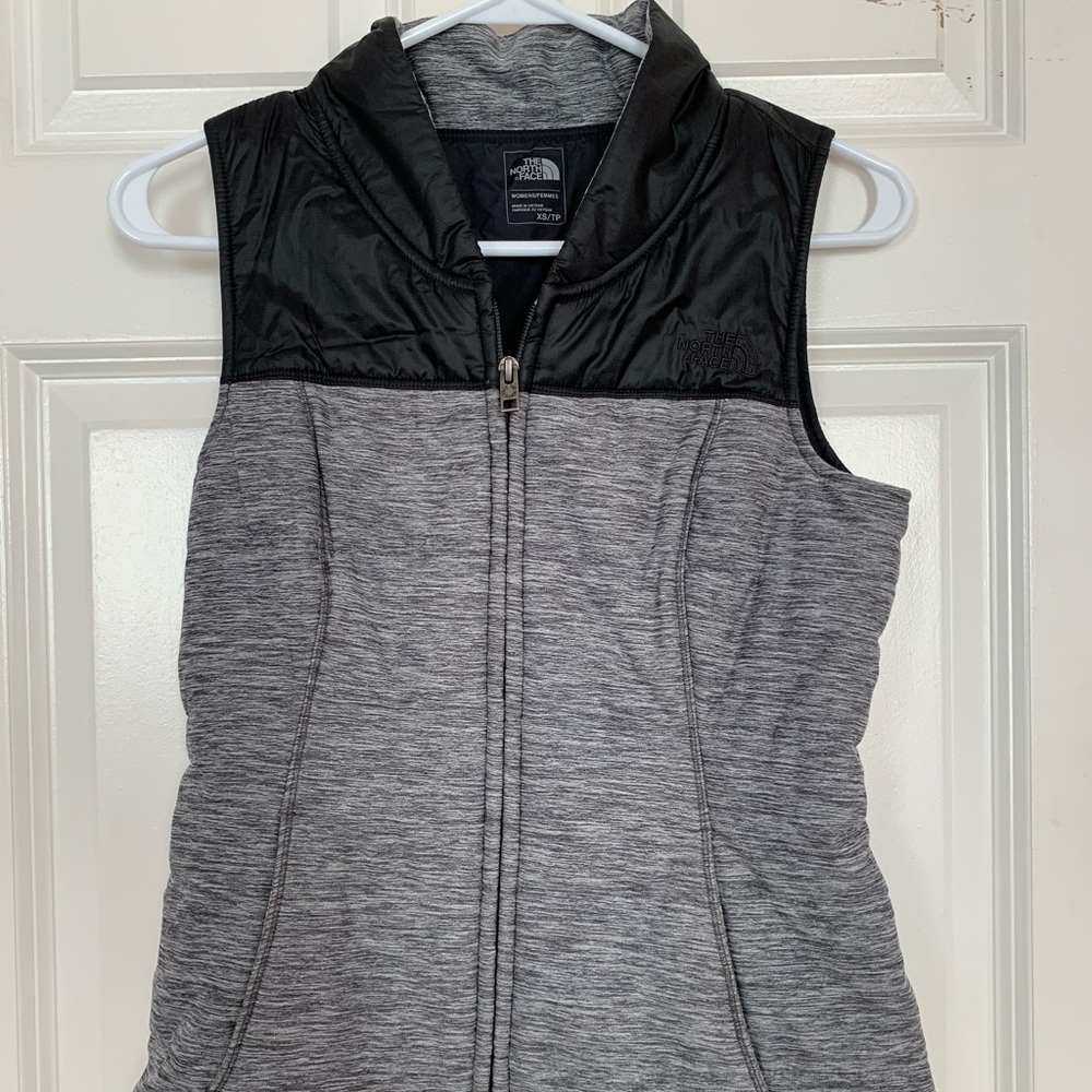 NWOT North face vest